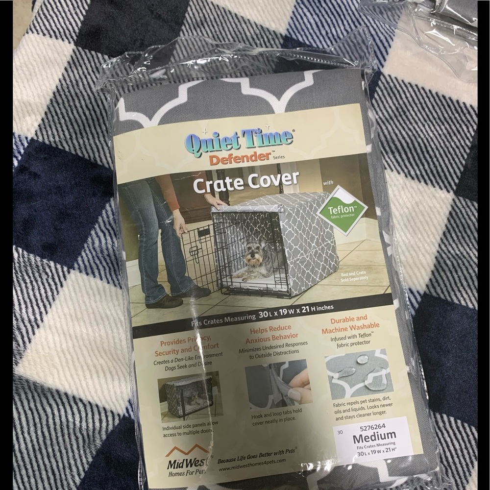 NWT Defender Series Pet Crate Cover